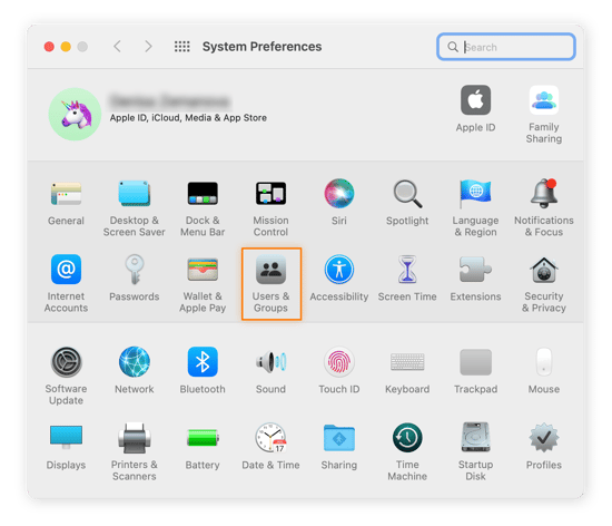 Accédez à « Utilisateurs et groupes » dans les préférences système de votre Mac.